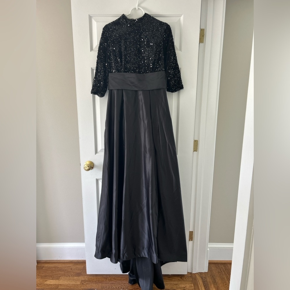 Elegant Black Sequin Gown